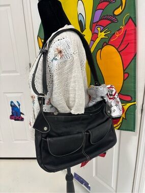 Maxx New York Black Leather Shoulder Bag with Front Pockets